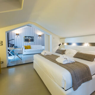 Letto matrimoniale suite