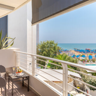 Balcone con con vista mare